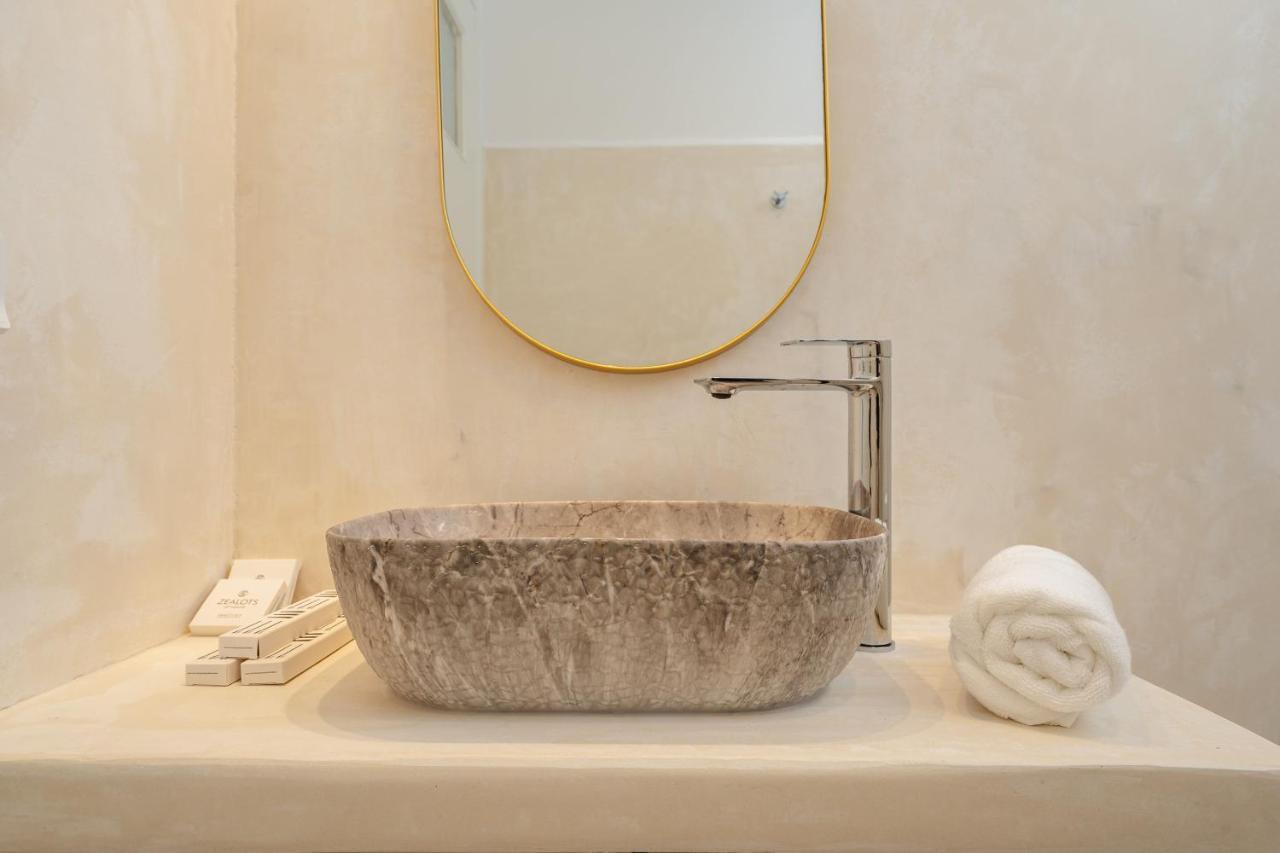 Celestial Seaview Apartments- Apollon Naxos City المظهر الخارجي الصورة