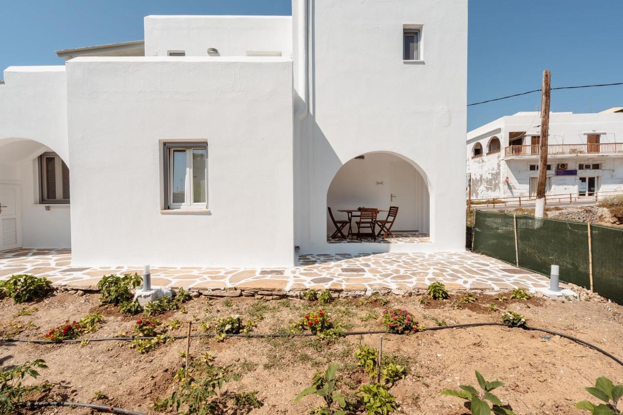 Celestial Seaview Apartments- Apollon Naxos City المظهر الخارجي الصورة