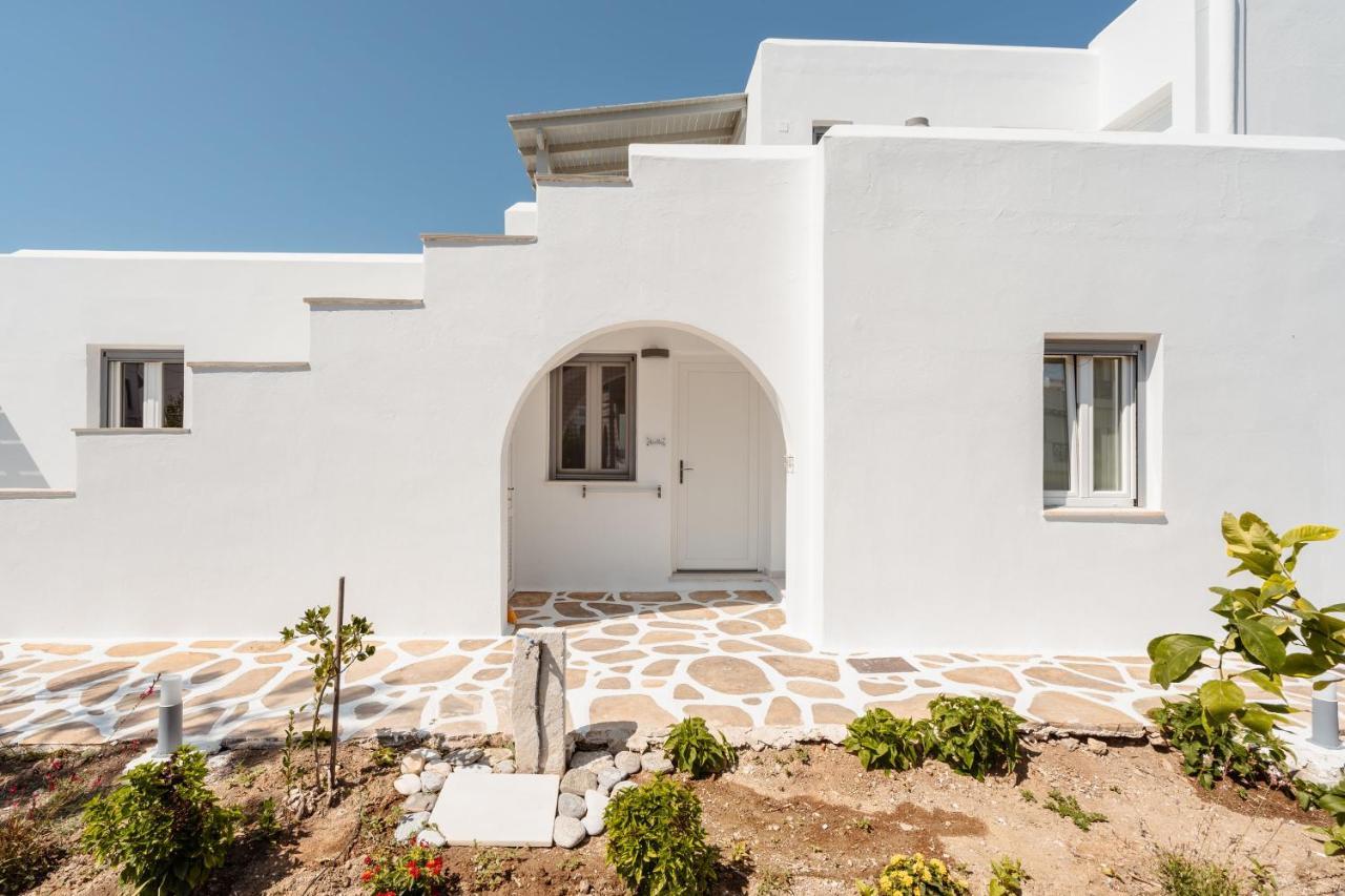 Celestial Seaview Apartments- Apollon Naxos City المظهر الخارجي الصورة